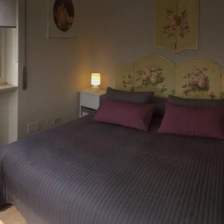 Couette-café Residenza I Ciclamini 4*